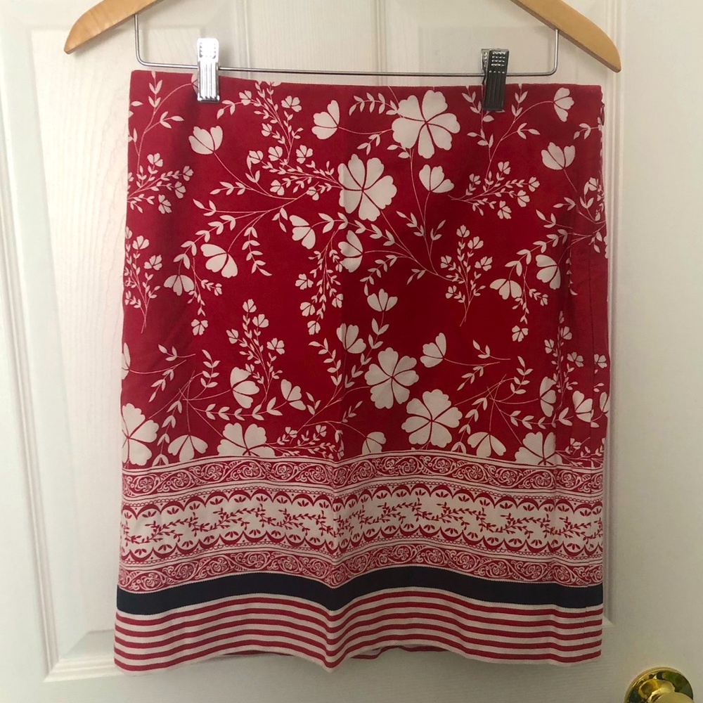 Floral LOFT skirt
